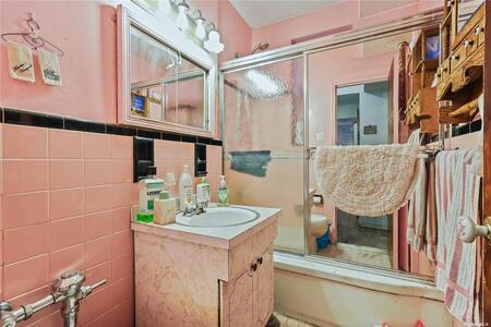 imageedit_158_9705979480